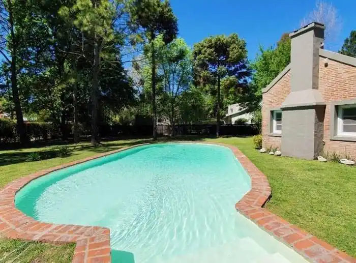 A pesar del contexto, 5 de cada 10 argentinos piensa irse de vacaciones este verano