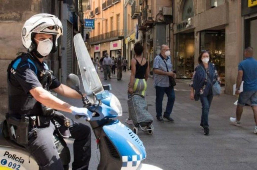 España registró más de 25 mil contagios durante el fin de semana