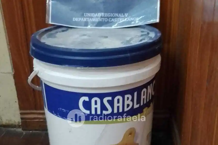 Dos sujetos fueron interceptados por sustracción de elementos en una propiedad privada