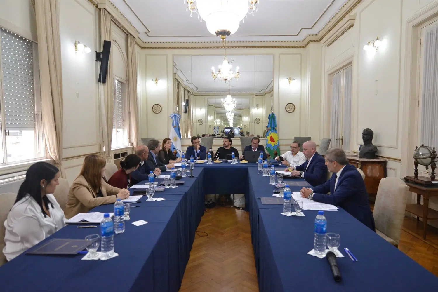 Comisión de Asuntos Constitucionales y Acuerdos