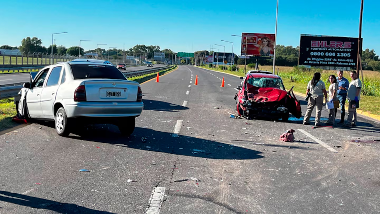 El choque múltiple causó la muerte de un joven de 19 años (Foto: El DoceTV)