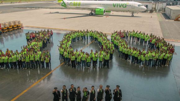 De dos B737 a 100 A320: Viva llega a un centenar de aeronaves en su flota