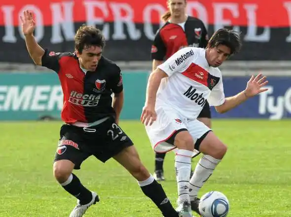 Colón recibe al líder del campeonato en el Brigadier López