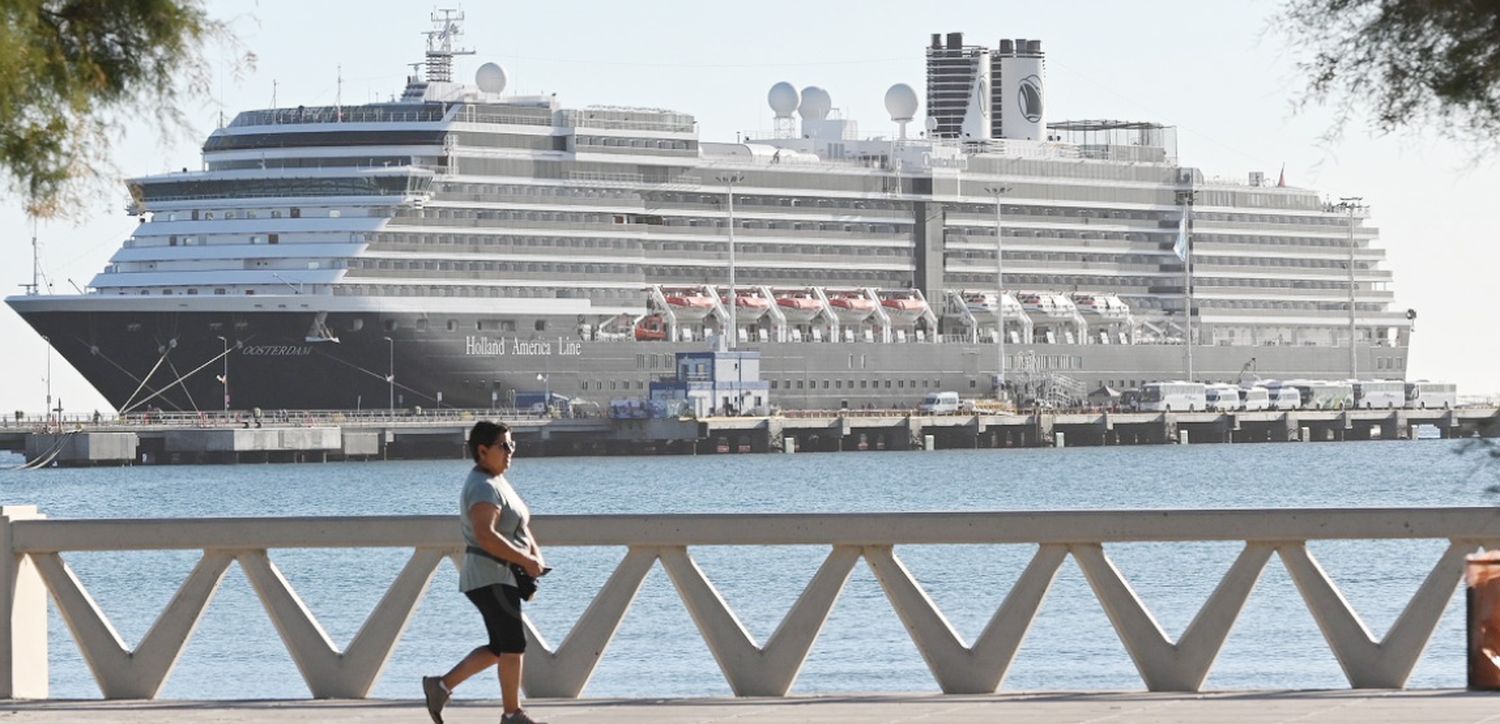 Tierra del Fuego y Puerto Madryn esperan un récord de cruceros para la temporada