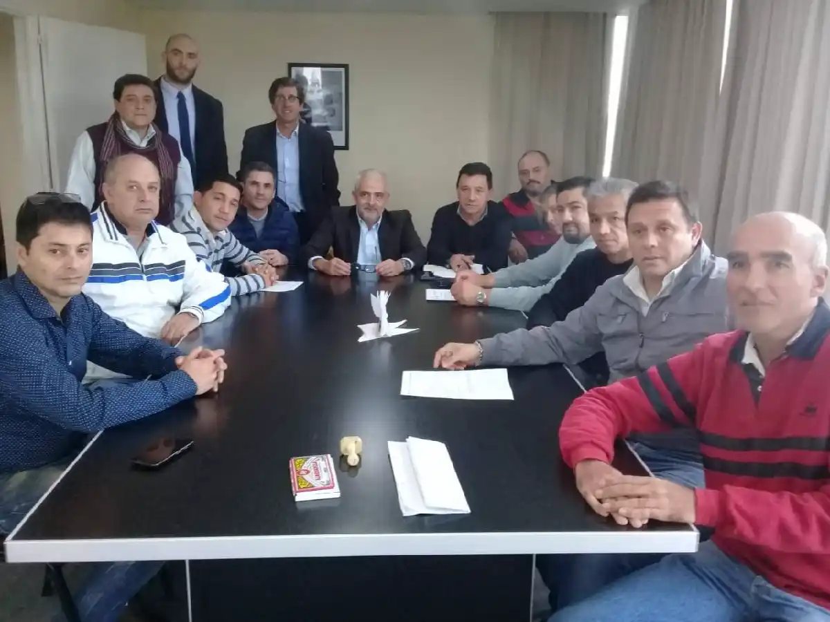 Córdoba: Smata y Renault acordaron proteger las fuentes laborales