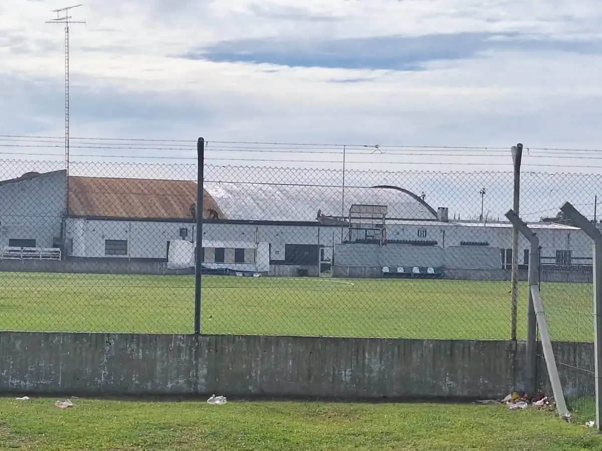 Obras de pintura externa en el salón de Sportiva