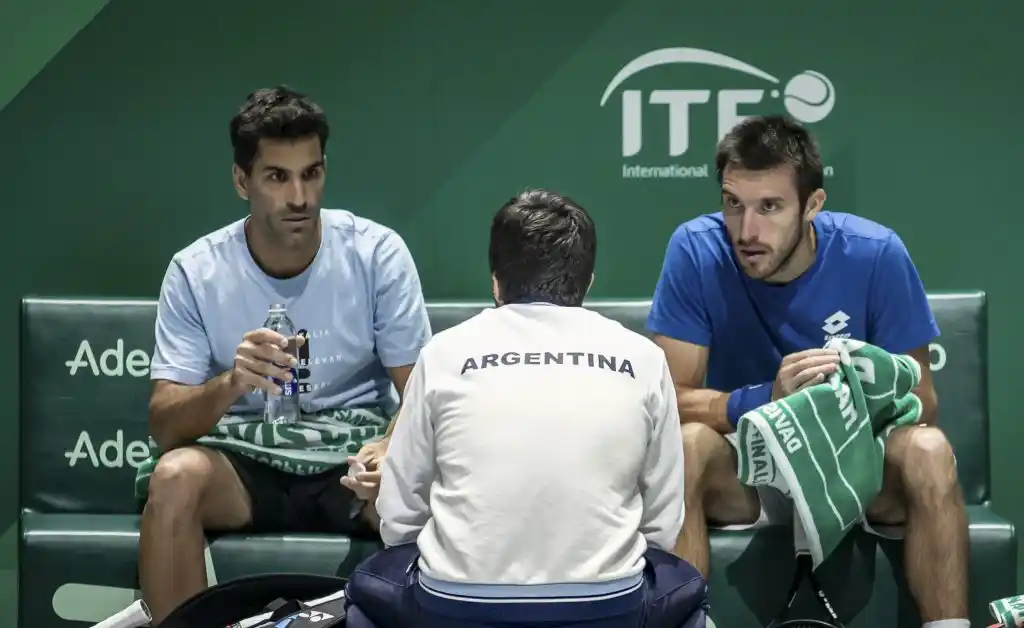 Zeballos está en duda  para la serie de mañana