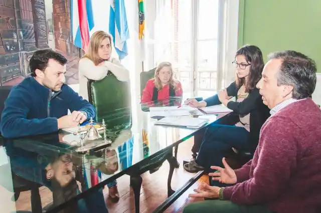Reunión por Centro Comercial a Cielo Abierto
