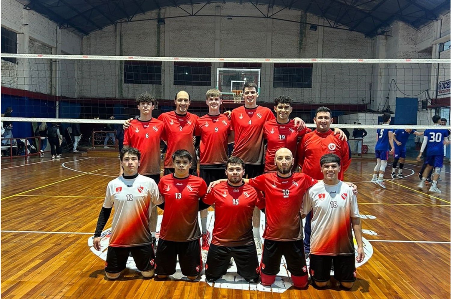 Los chicos de Independiente, subcampeones en Paysandú.