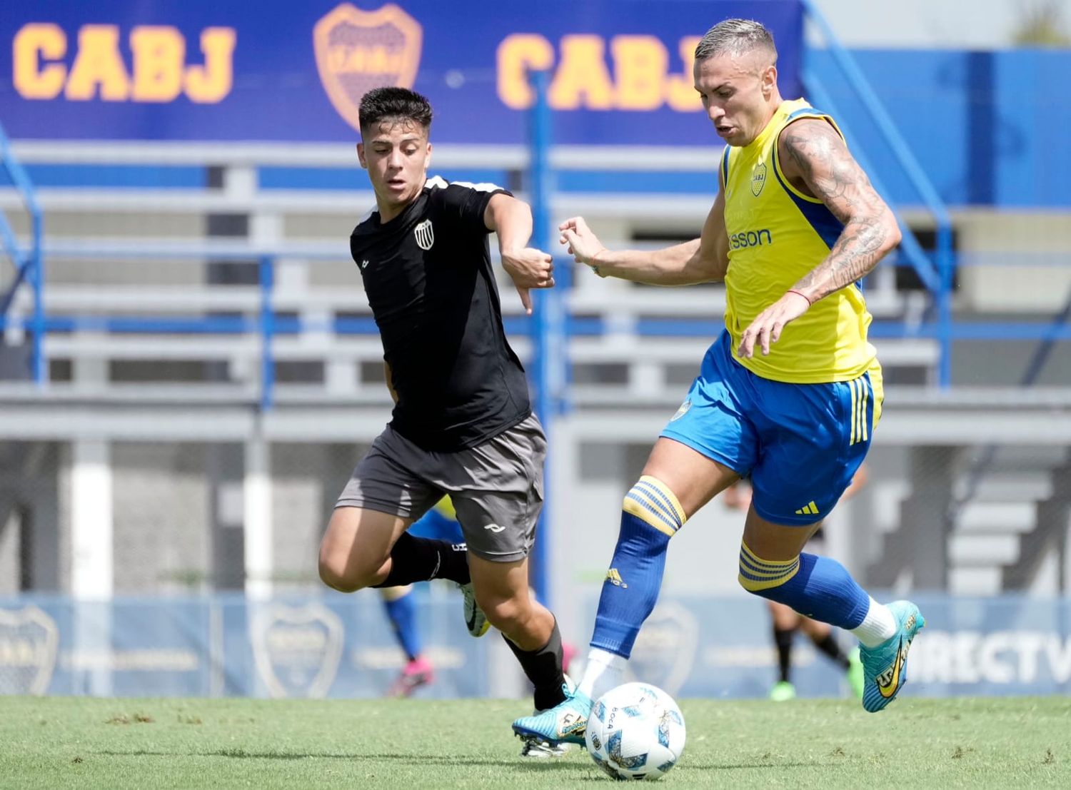 Boca ganó dos amistosos en Ezeiza