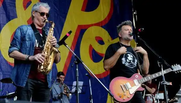 Los Pericos y Pettinato hicieron vibrar a 10 mil personas en Hurlingham