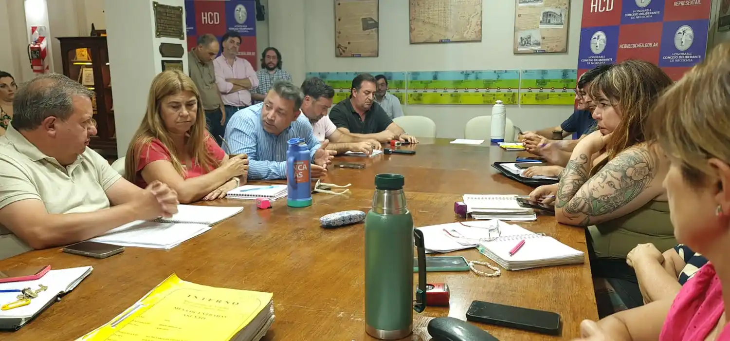 Diálogo en el Concejo