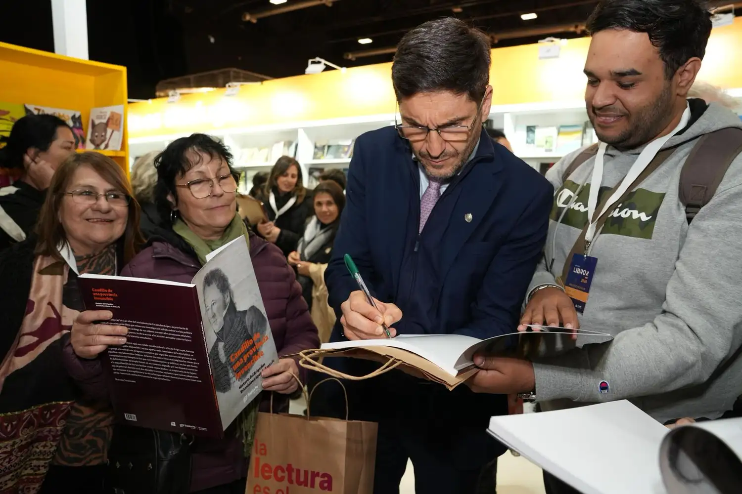 Pullaro en la Feria del Libro