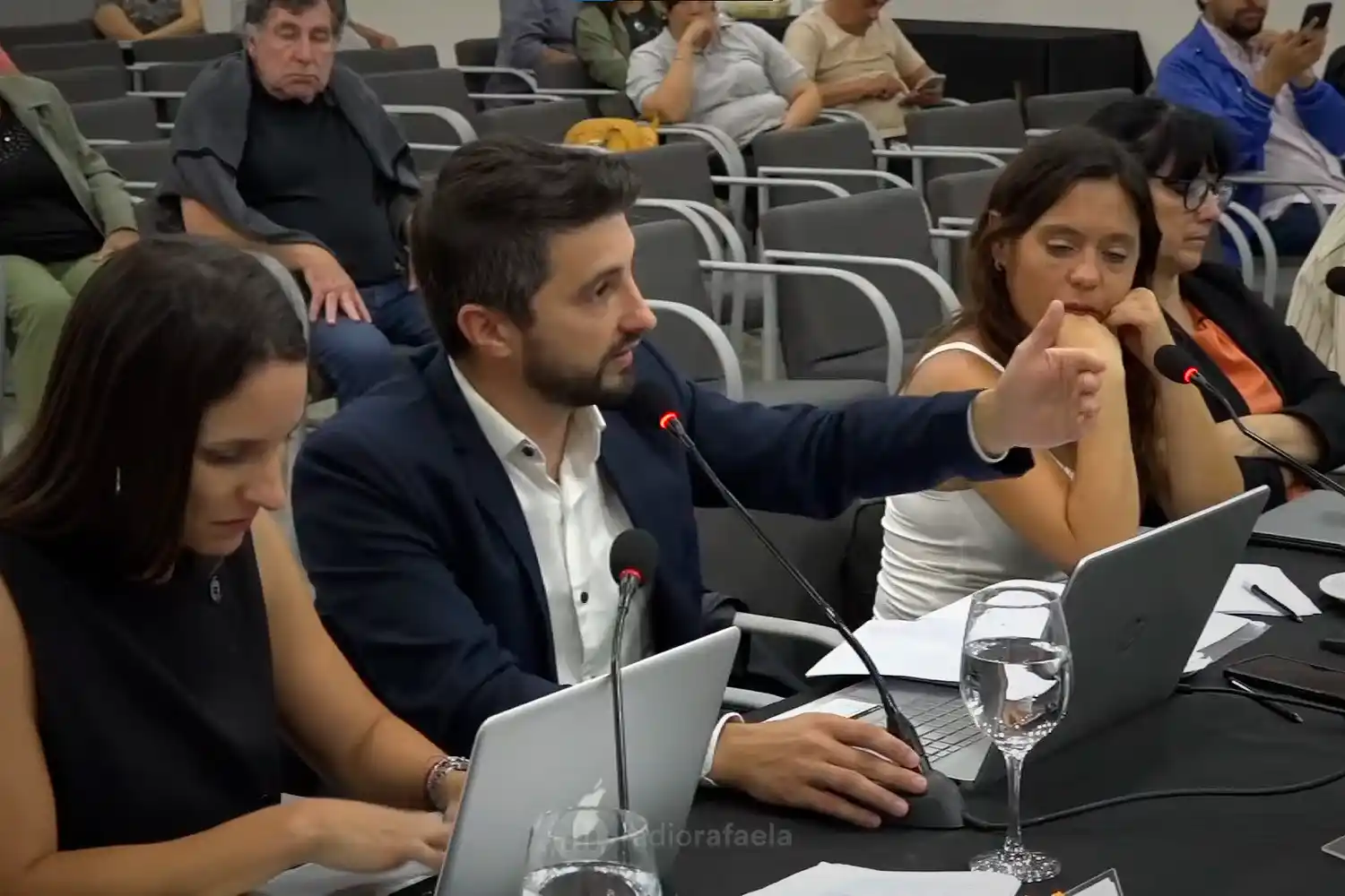 Juan Senn 2 sesion concejo municipal votacion de la tributaria 2026