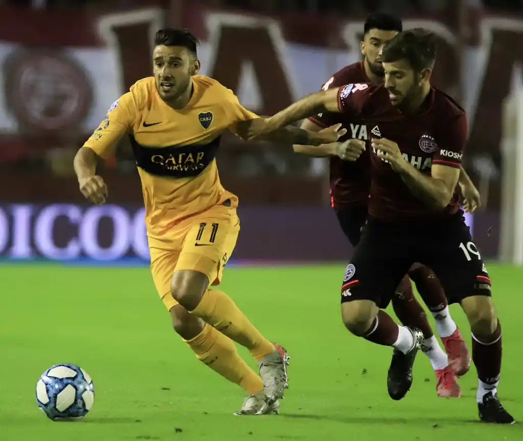 Boca fue intrascendente y Lanús supo aprovecharlo