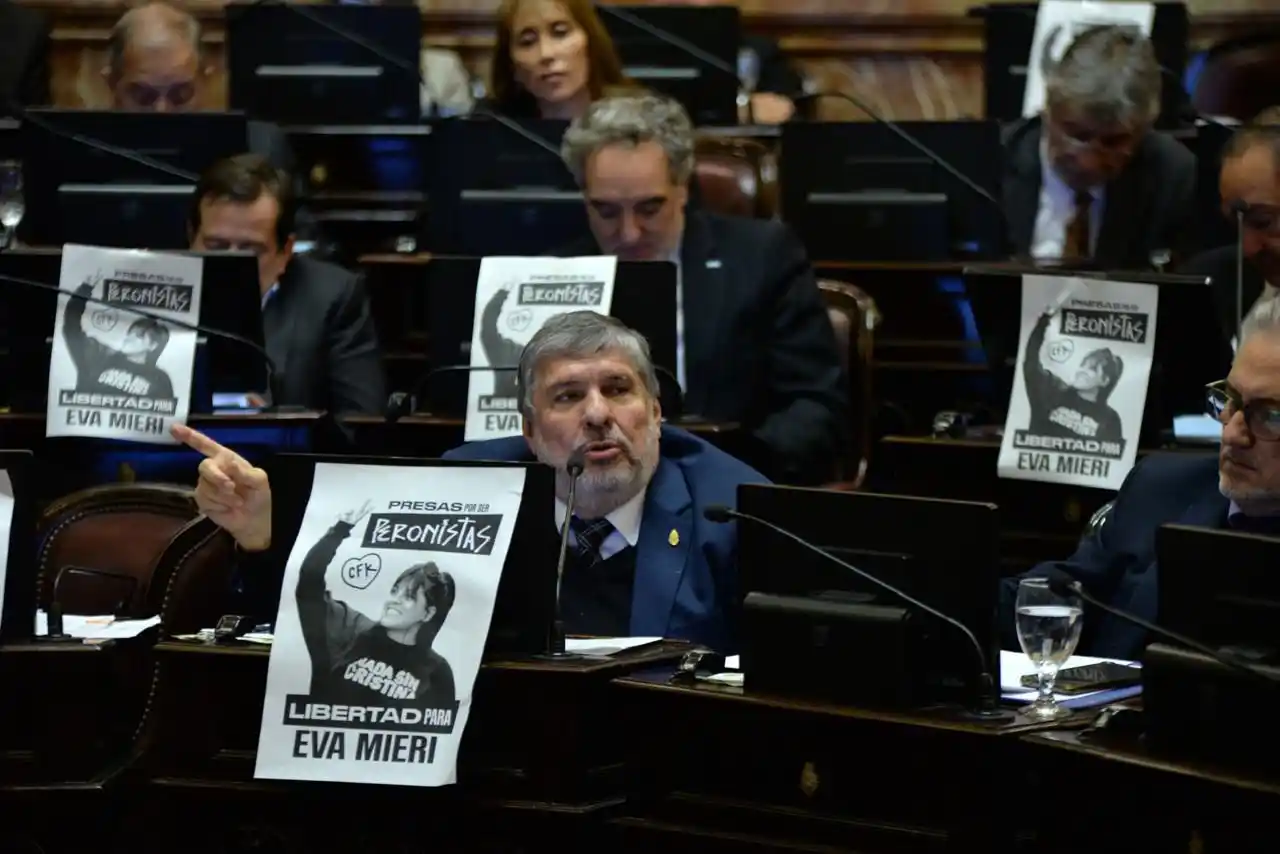 Senado aprobó el aumento jubilatorio, moratoria y rechaza Veto Presidencial