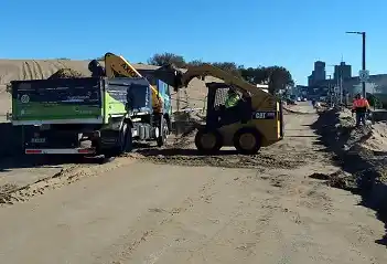 Limpieza en la escollera