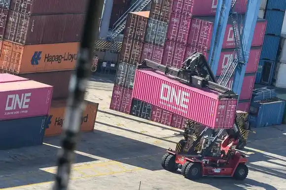 Exportaciones de Uruguay alcanzan 2.896 millones de dólares