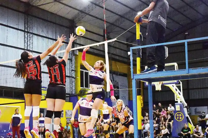 8 de Diciembre es finalista
de la Copa de Oro femenina