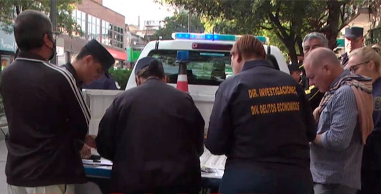 Paraná: detienen a una mujer con 22 tarjetas sociales y la vinculan con una financiera