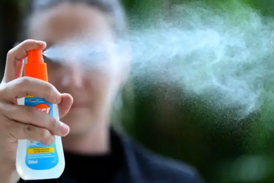 ¿Cuál es el lugar del cuerpo en el que hay que ponerse más repelente para evitar la picadura del mosquito?
