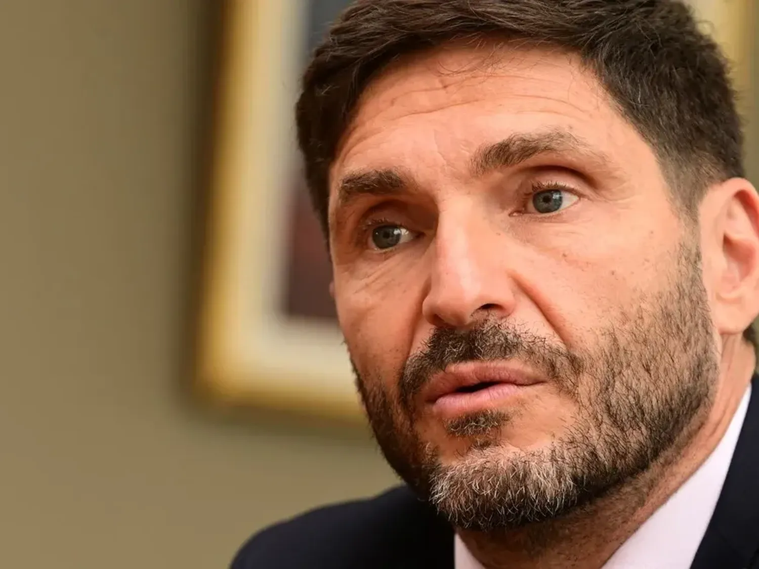 Según Pullaro, el 70% de los estatales "no perdió con la inflación"