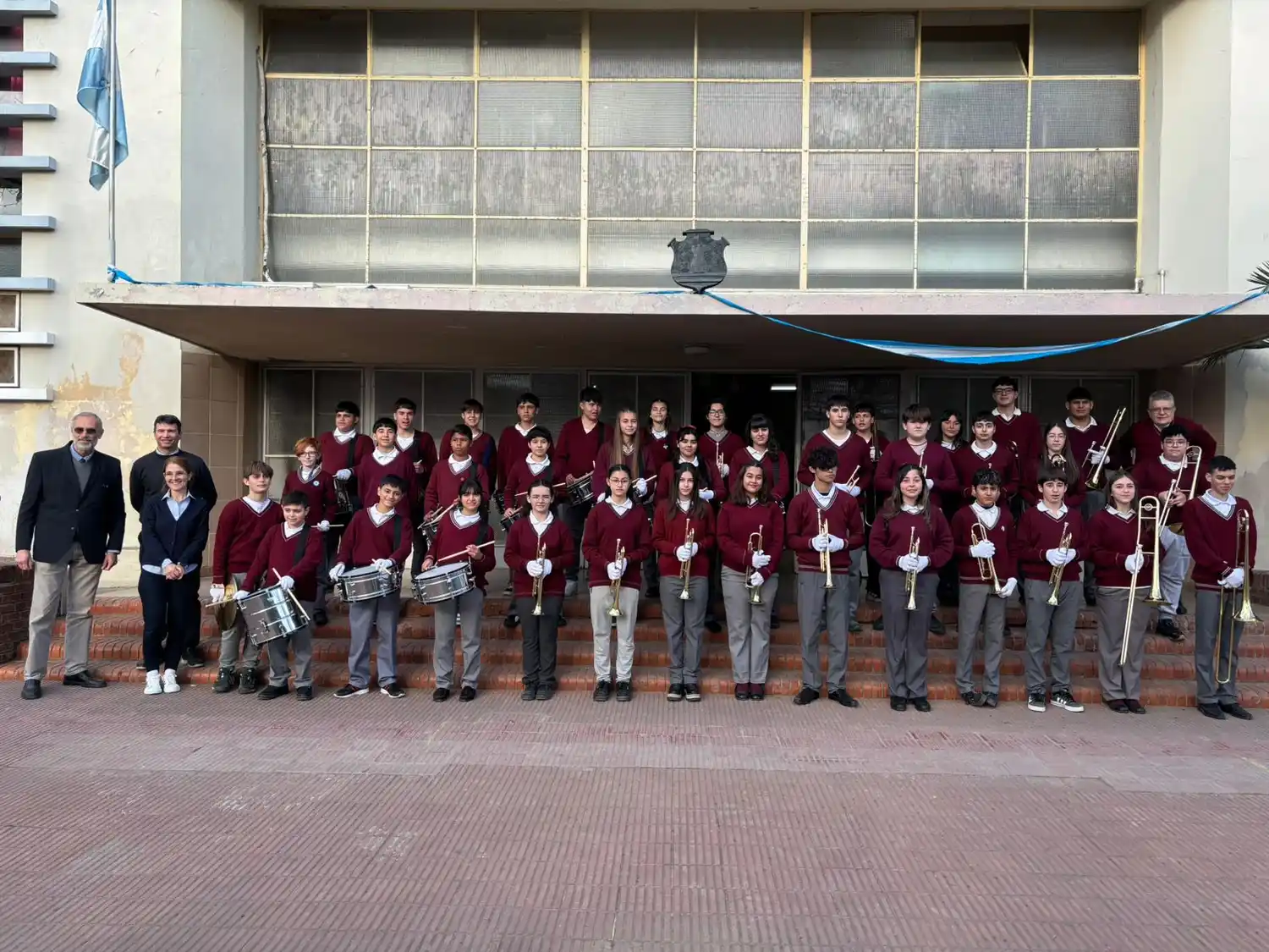 La banda cuenta con 40 integrantes en la actualidad.