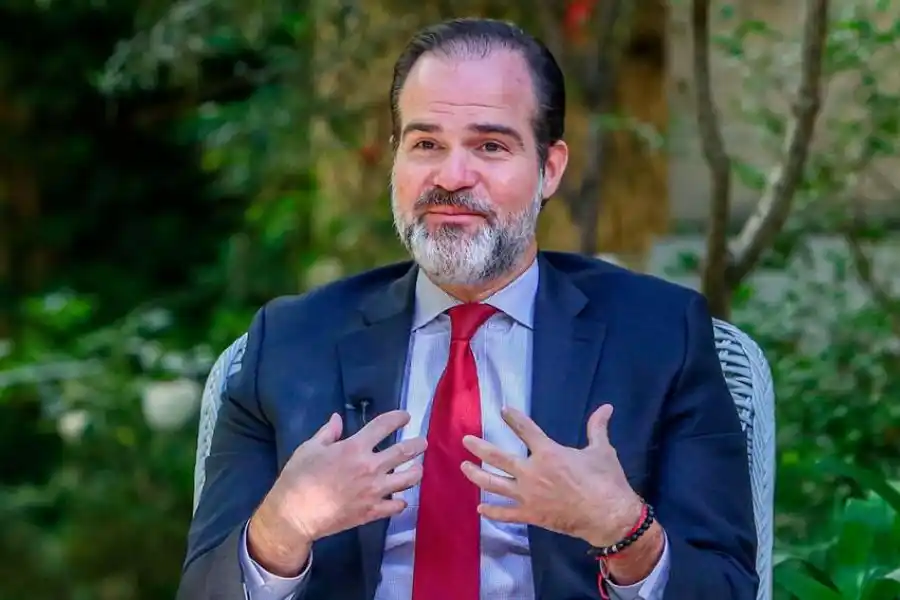 Un asesor de Donald Trump criticó a Milei y dijo que es “más de lo mismo”