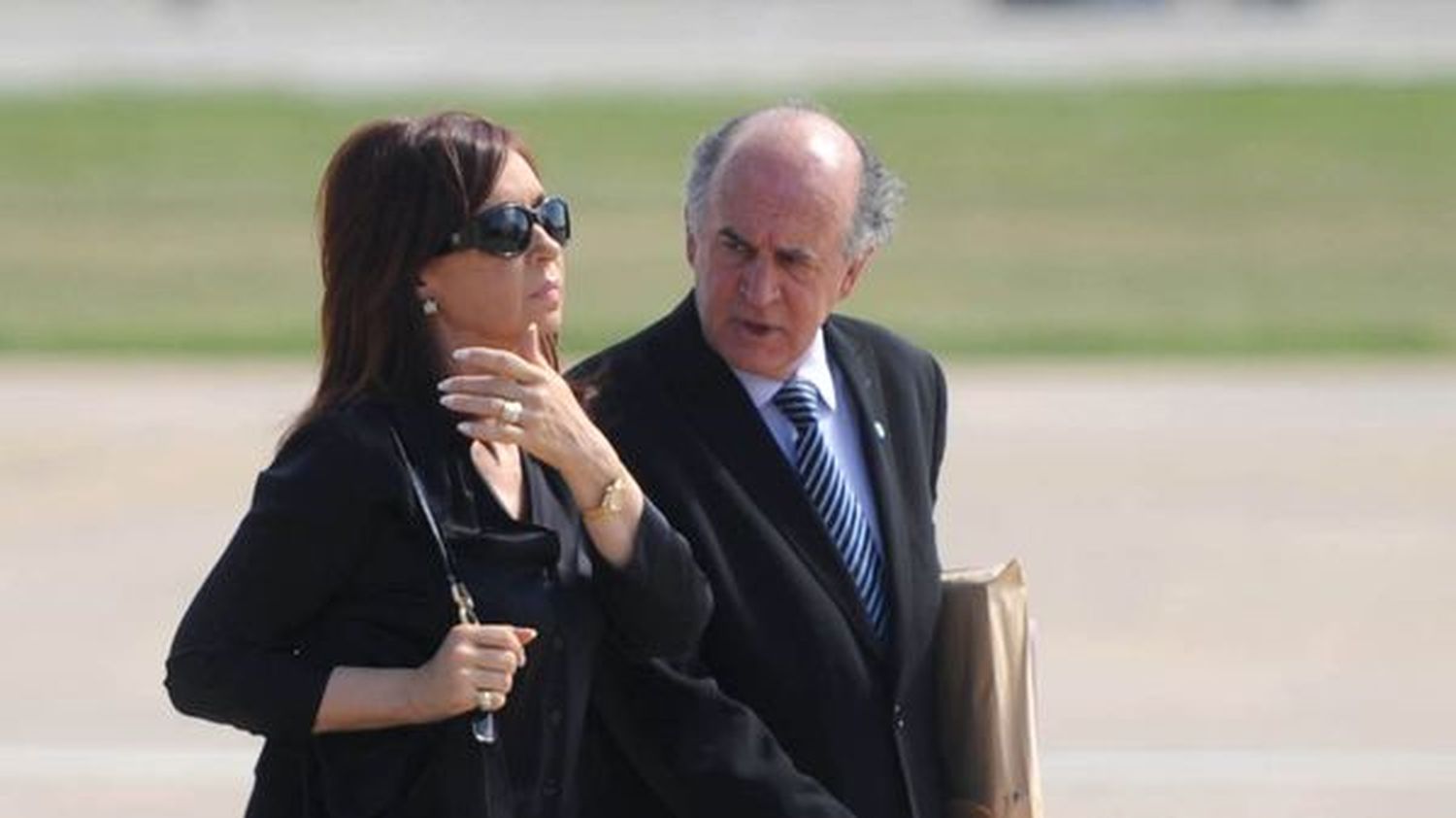 “Buscá las causas que le armamos”
