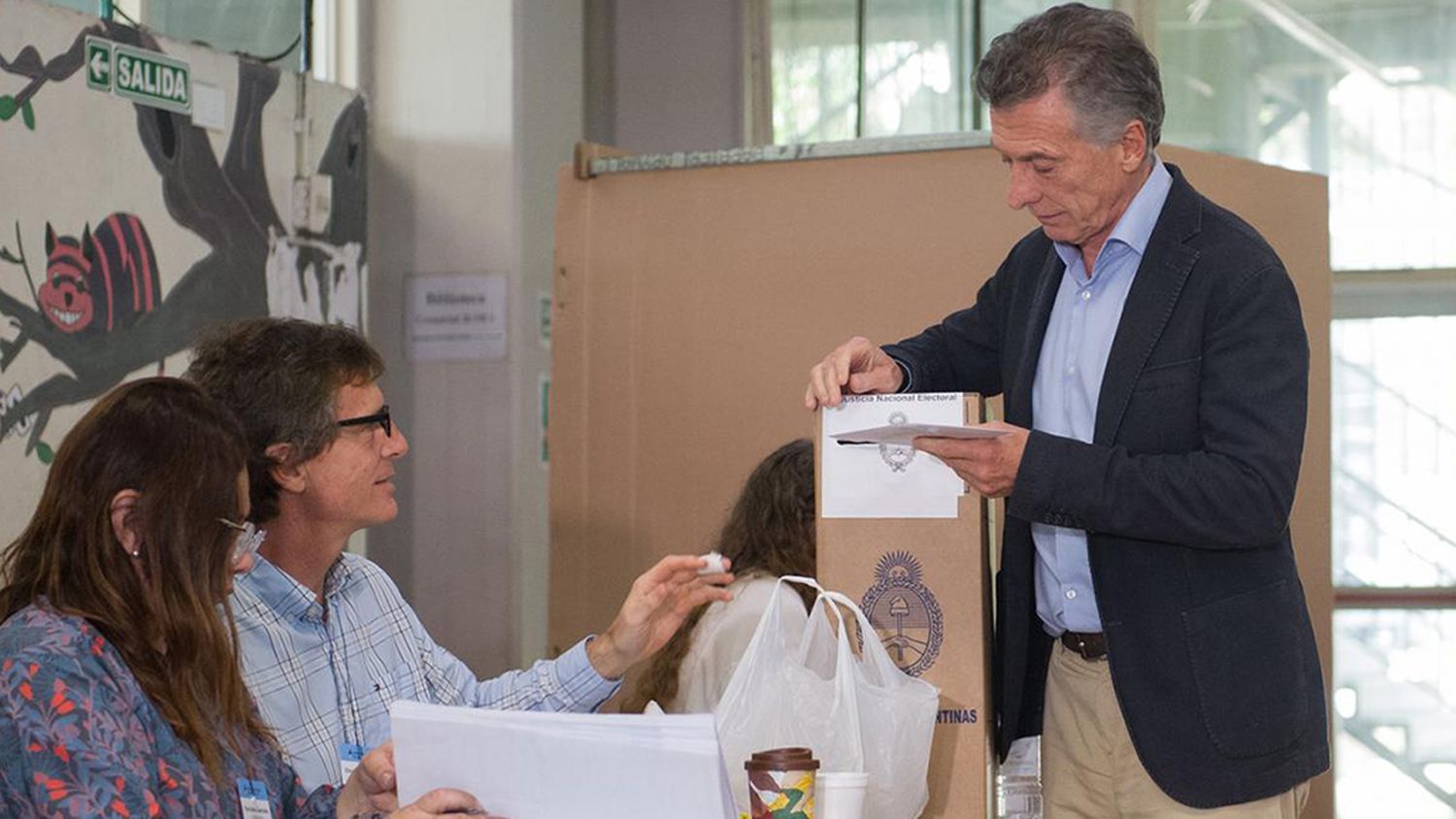 Mauricio Macri emitió su voto: “Espero lo mejor para la Argentina”