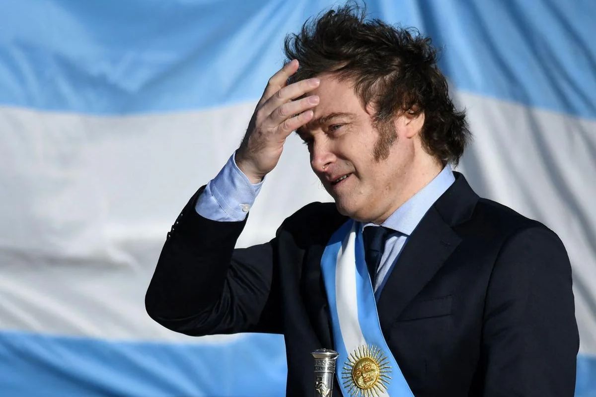 La criptomoneda experimentó un furor inicial, pero a las pocas horas de desplomó.