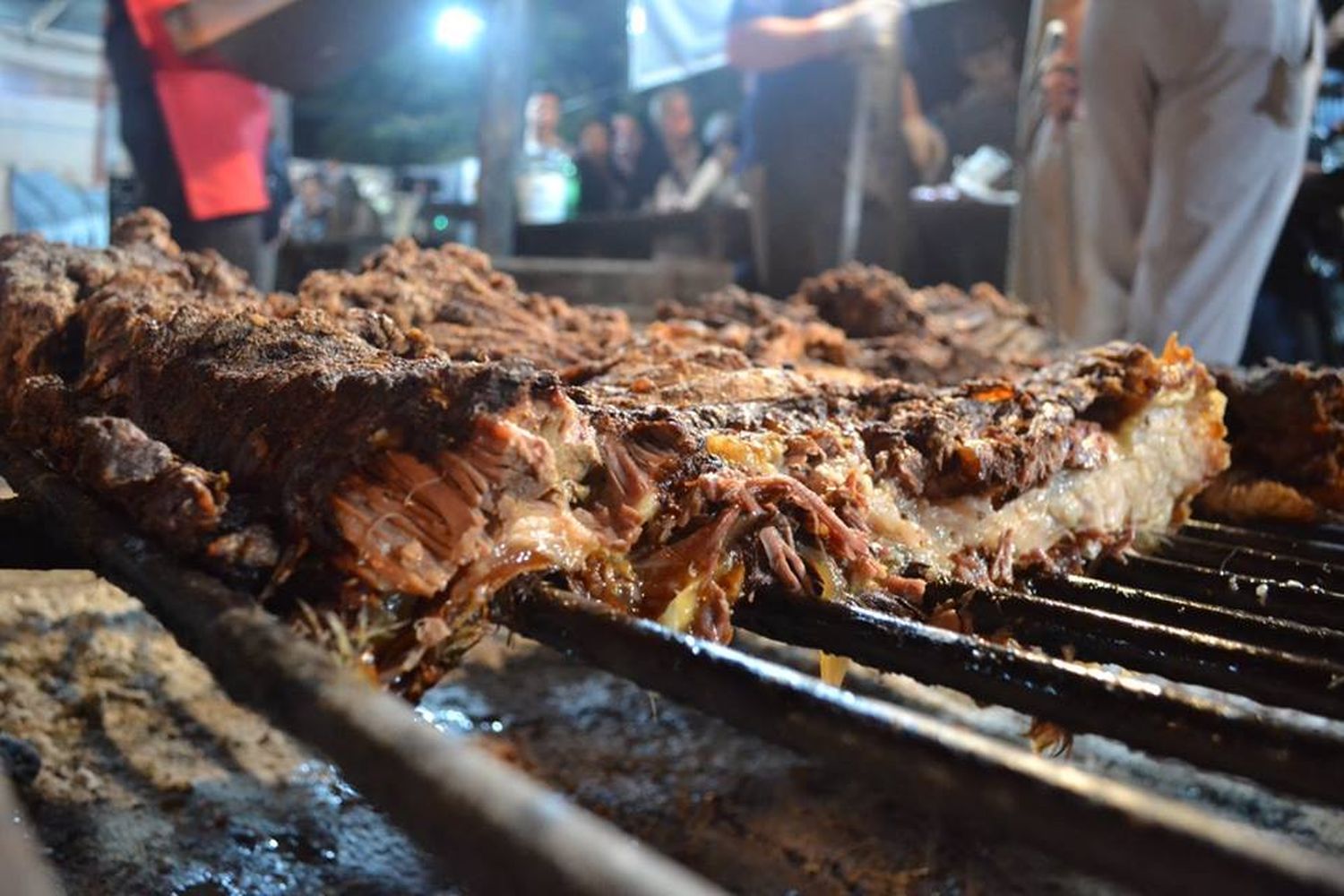 Pronostican probabilidad de lluvia en el inicio de la Fiesta Nacional del Asado con Cuero