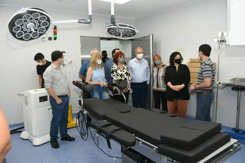 Vizzotti recorrió hospitales de la red provincial, y calificó a Formosa como “un orgullo”