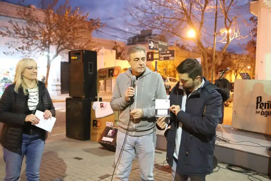 Pensada para estudiantes, el municipio presentó la Tarjeta Rafaela Universitaria