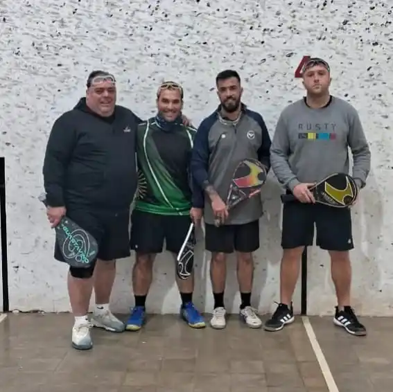 Mariano Pintos y Joaquín González clasificaron a la final del provincial de paleta de cuarta división