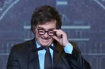 Milei sonríe: las claves del plan del Gobierno para arrasar en octubre