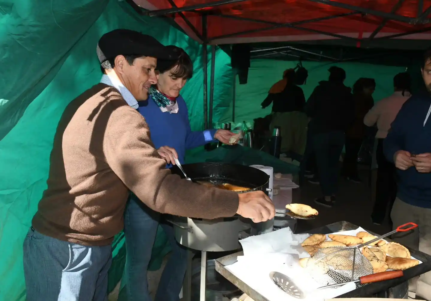 Multitudinaria convocatoria en la segunda Fiesta de la Empanada Campera de Chascomús