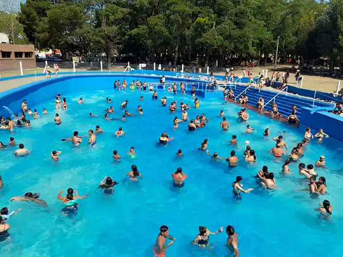 Más de 1.500 personas en el polideportivo de Balcarce