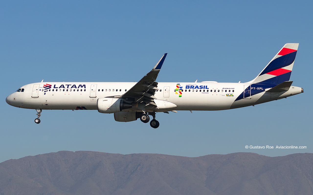 PT-XPL - Airbus A321-211 - LATAM Airlines Brasil