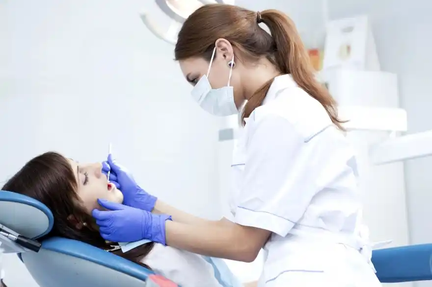 El Colegio de Odontólogos desmintió que esté garantizada la atención a Iosper