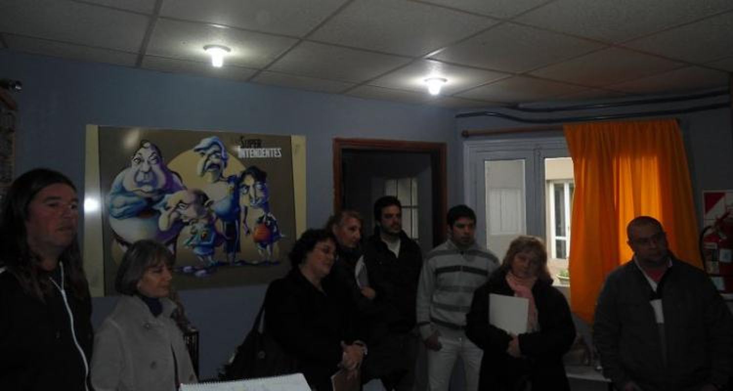 Comienzan hoy los espacios  para candidatos en La Radio
