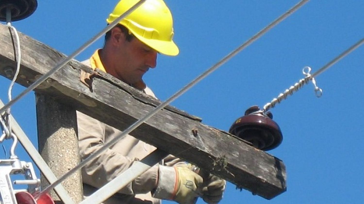 Enersa declaró la emergencia eléctrica en dos localidades de Entre Ríos