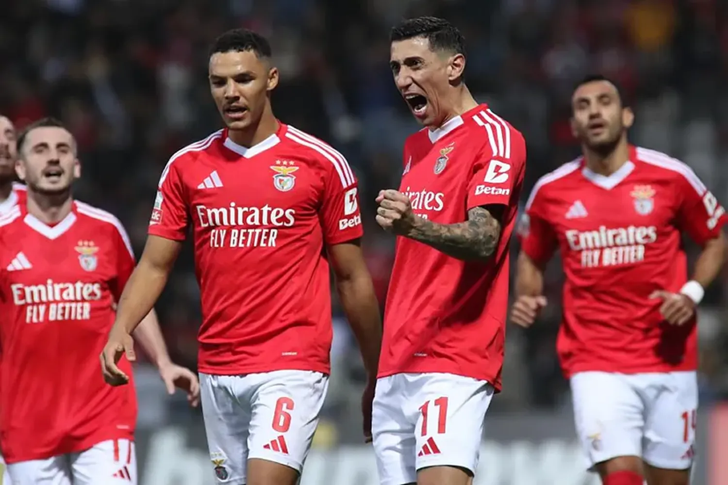 Di María volvió a marcar un doblete y Benfica es escolta en la Liga de Portugal