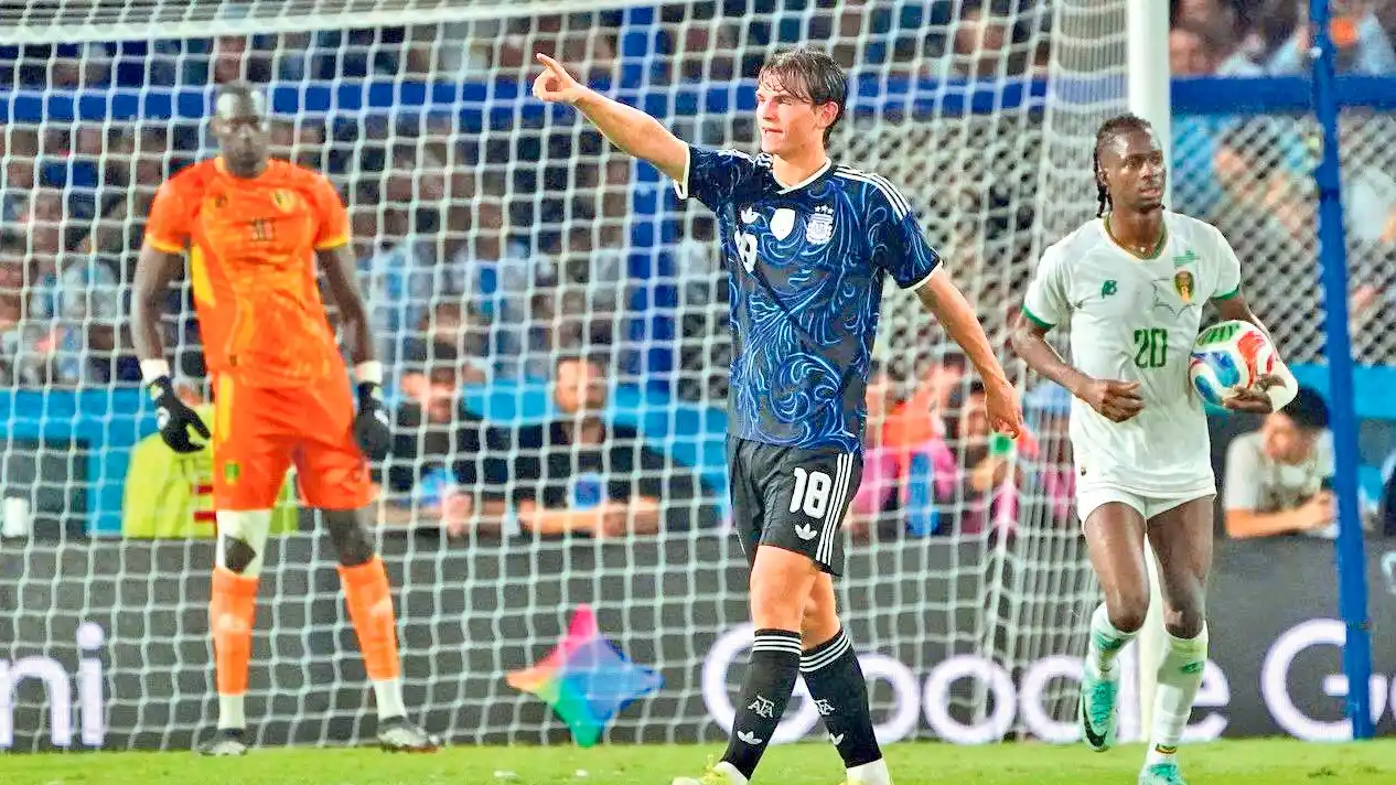 Argentina venció 2-1 a Mauritania en un cotejo deslucido en La Bombonera