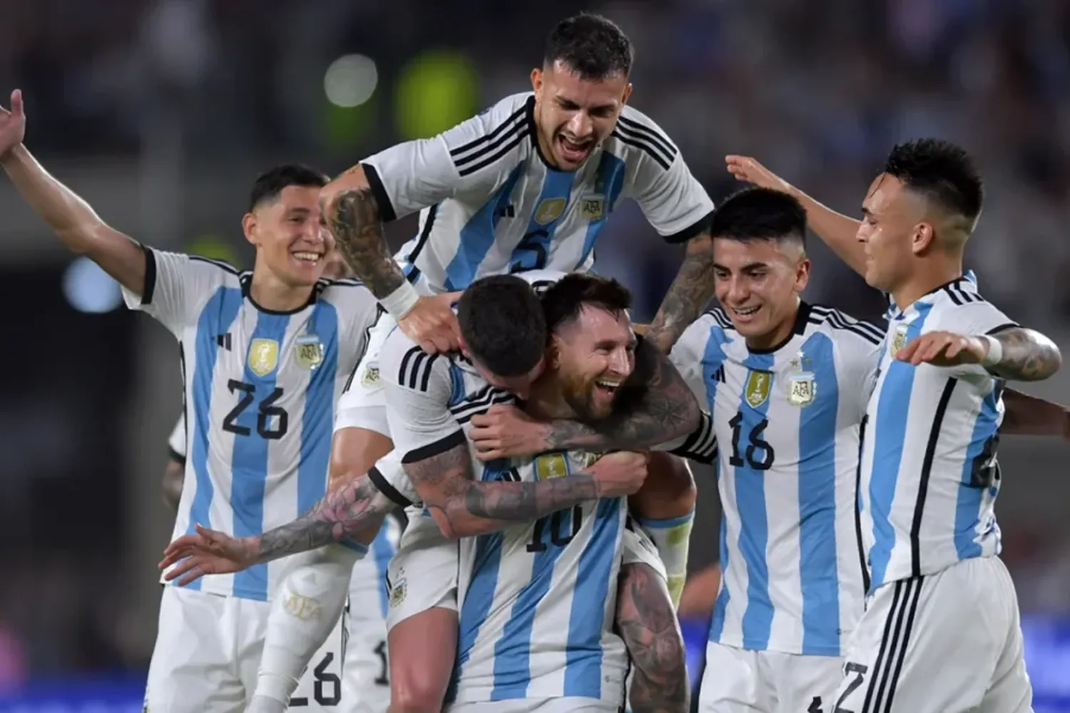 Argentina celebra ante Curazao en Santiago del Estero