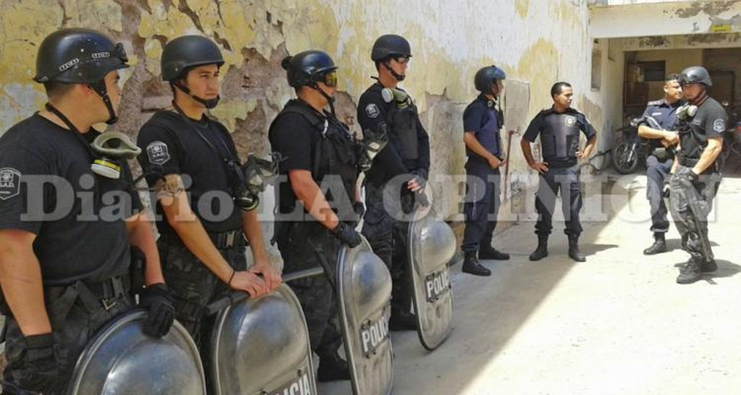 Una de las personas detenidas el jueves fue trasladada a Pergamino