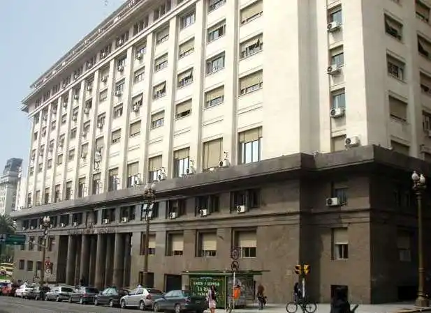 El Ministerio de Economía hará un canje voluntario de títulos del Tesoro.