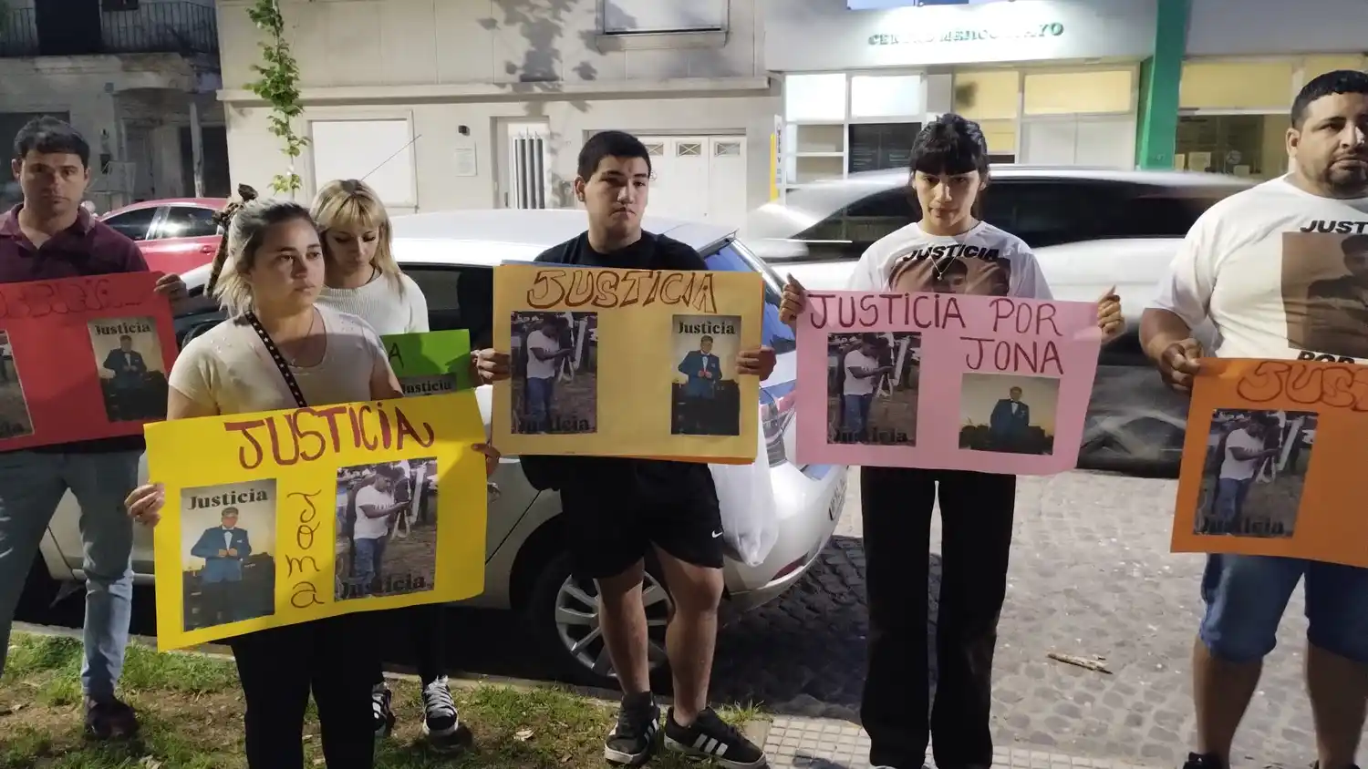 Teresa – mamá de Jonatan  Piden justicia por Jonathan Morel - 5