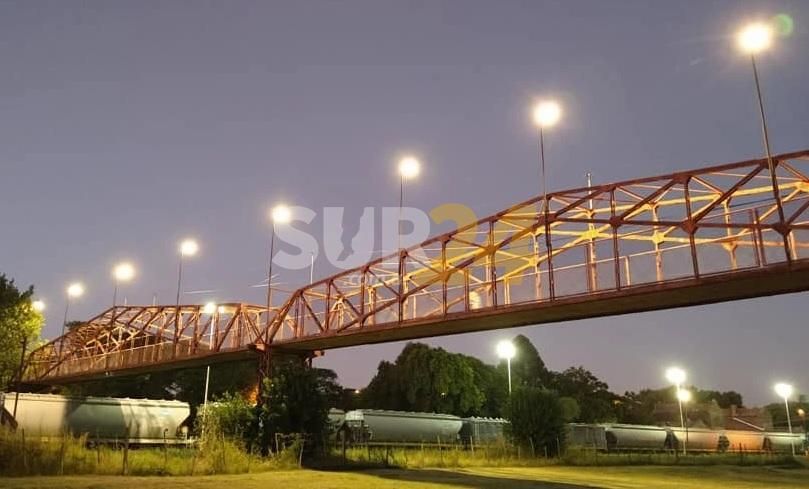 Venado Tuerto: arrestado por hacer grafitis en el puente peatonal