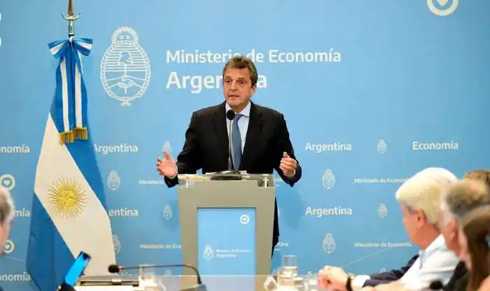 El Ministro de Economía a Estados Unidos para acompañar al Presidente en la reunión con Biden